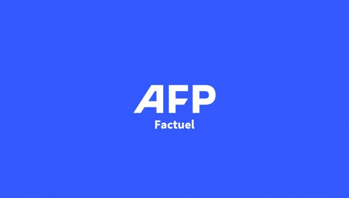Logo blanc sur fond bleu indiquant AFP Factuel