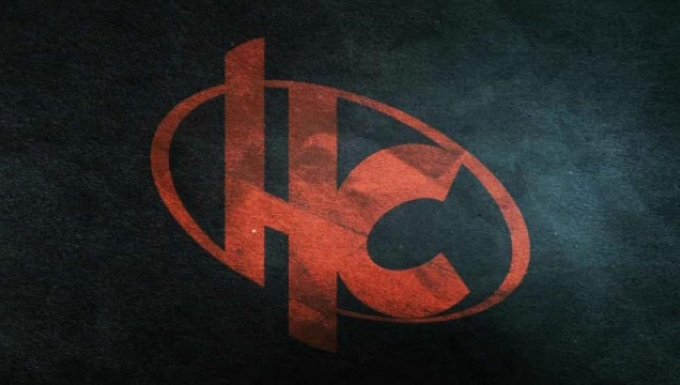 Le logo d'Hero Corp : les lettre H et C en rouge